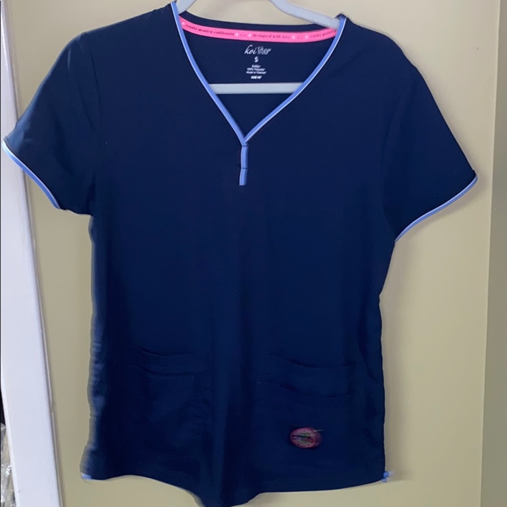 Koi Lite Scrub top, never worn